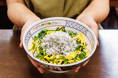 食べる