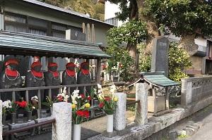 玉縄首塚